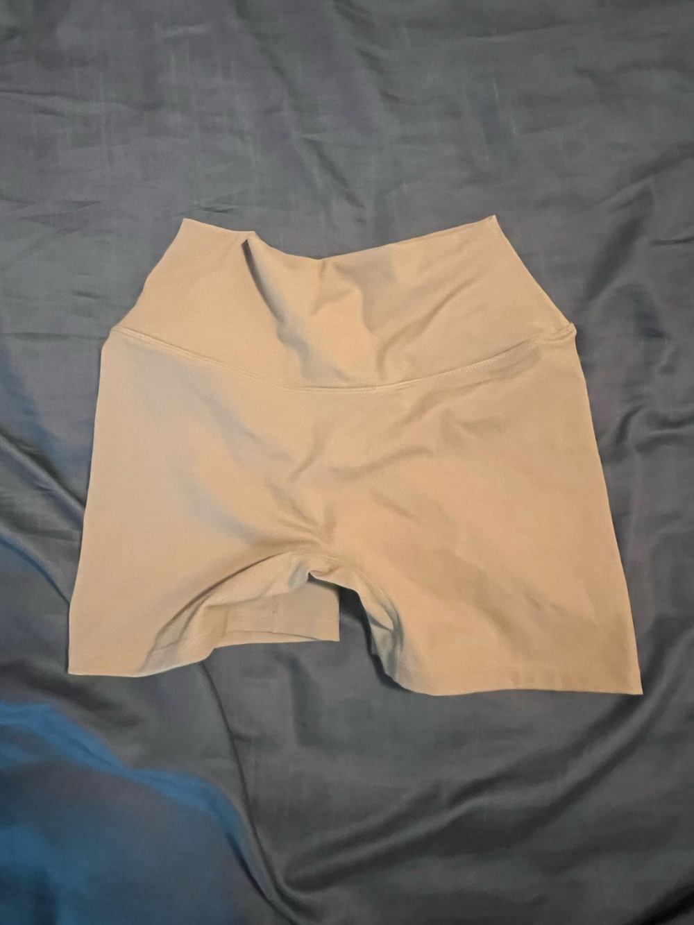 NWOT CSB Freedom Shorts Nutmeg in Size Medium